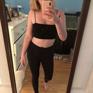 Black cropped tank